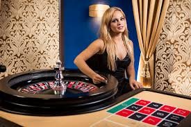 Antarmuka taruhan live-dealer puli toto pada layar smartphone dengan tombol kontrol yang responsif